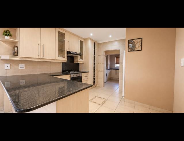 3 BEDROOM HOUSE FOR SALE IN HUGHES